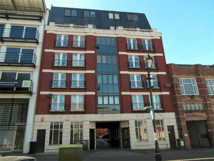 1 Bedroom Apartment To Rent In Midland Court, Cox Street, Birmingham, B3