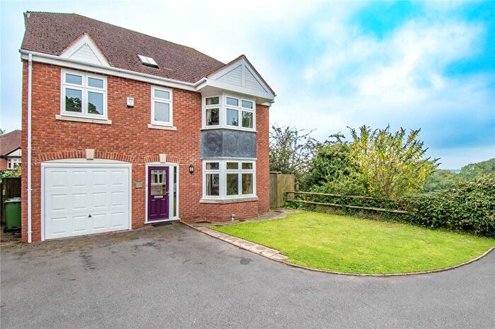 5 Bedroom Detached House For Sale In Birmingham Road, Lydiate Ash, Bromsgrove, Worcestershire, B61