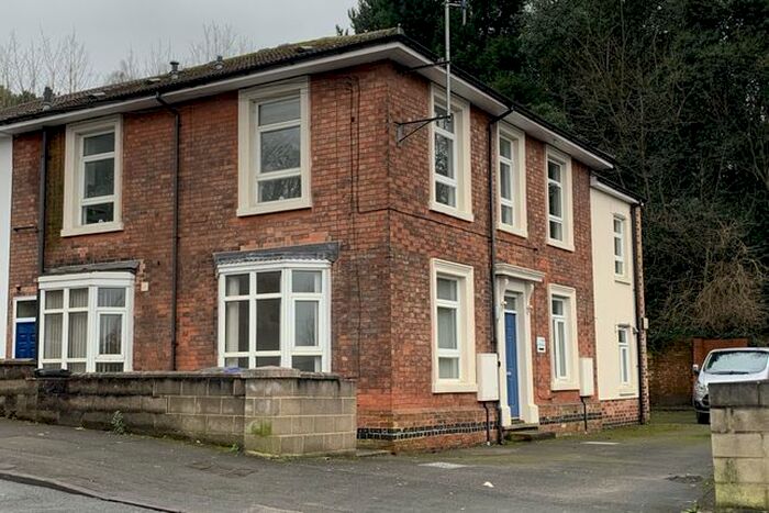 1 Bedroom Flat To Rent In Bearwood Hill Road, Burton-On-Trent DE15