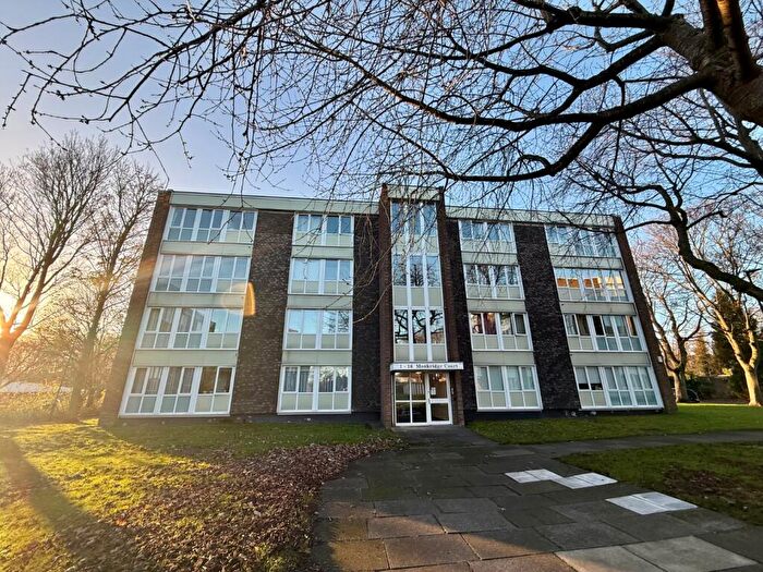 2 Bedroom Apartment For Sale In Monkridge Court, Newcastle Upon Tyne, Tyne And Wear, NE3