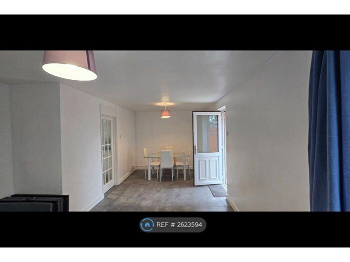 3 Bedroom Terraced House To Rent In Kiln Way, Wellingborough, NN8