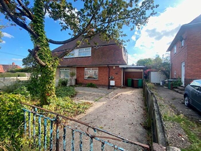 3 Bedroom Semi Detached House For Sale In Amesbury Circus, Nottingham, NG8