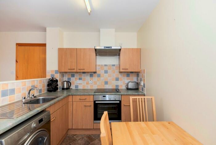 1 Bedroom Flat To Rent In Adelphi, City Centre, Aberdeen, AB11