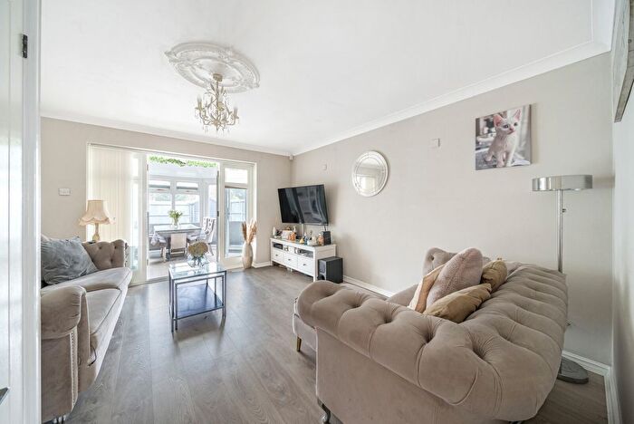 2 Bedroom Semi-Detached House For Sale In Albert Road, Addlestone, KT15