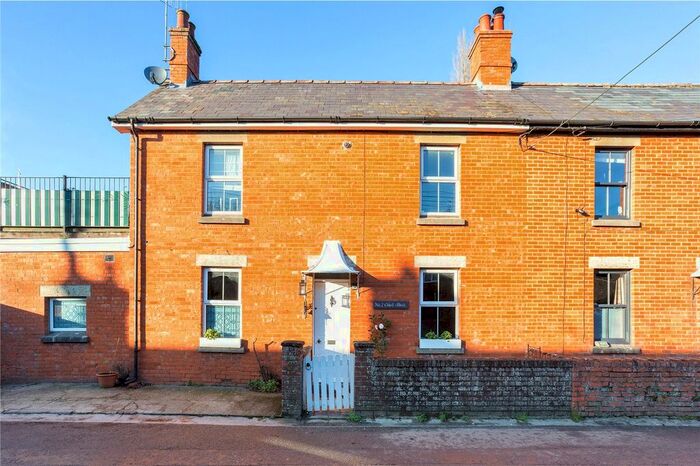 3 Bedroom End Of Terrace House For Sale In Court Street, Tisbury, Salisbury, Wiltshire, SP3