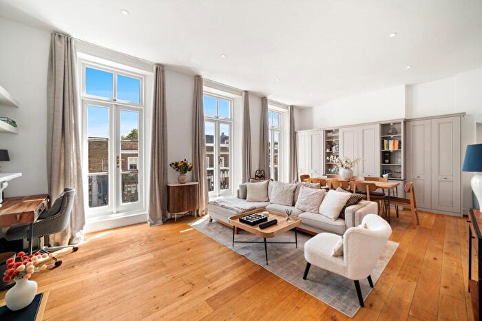 2 Bedroom Apartment For Sale In St. John's Hill, London, SW11