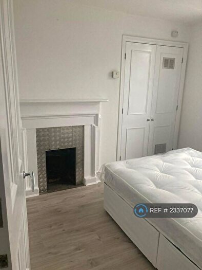 1 Bedroom Flat To Rent In Castle Street, Reading, RG1