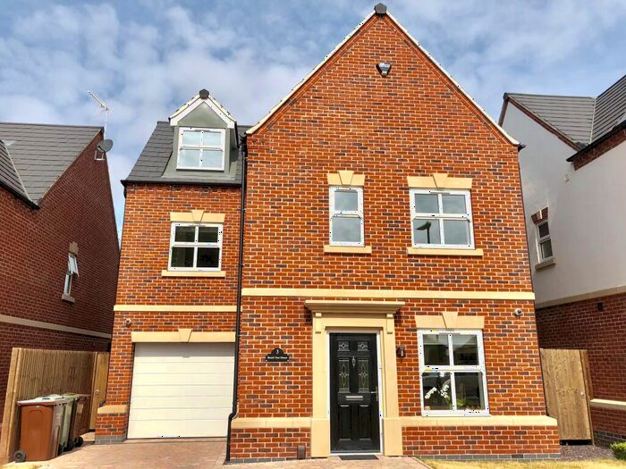 5 Bedroom Detached House To Rent In Carriage Close, Mapperley, NG3