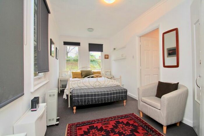 Studio To Rent In Gipsy Hill, London, SE19