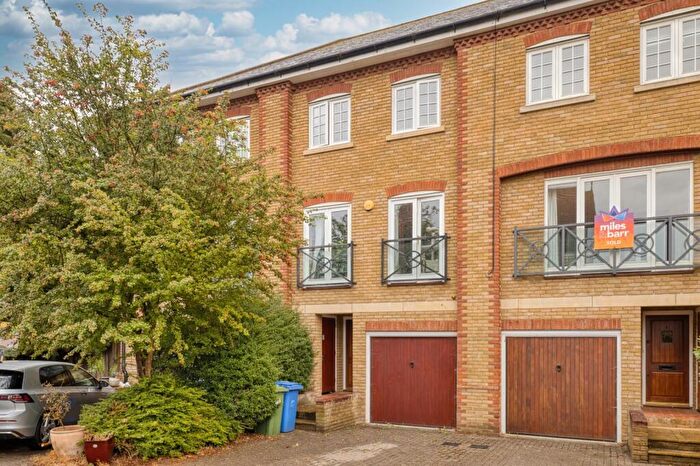 4 Bedroom House For Sale In Belvedere Close, Faversham, Kent, ME13