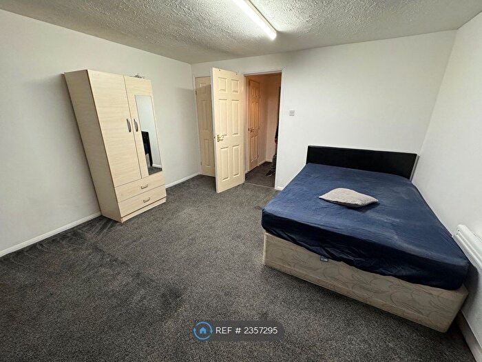 3 Bedroom Terraced House To Rent In Maplin Park, Slough, SL3