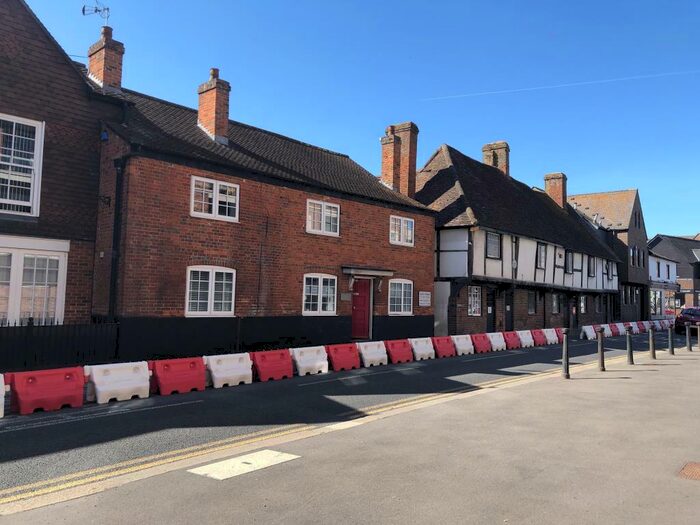 2 Bedroom Apartment To Rent In Peach Street, Wokingham, RG40