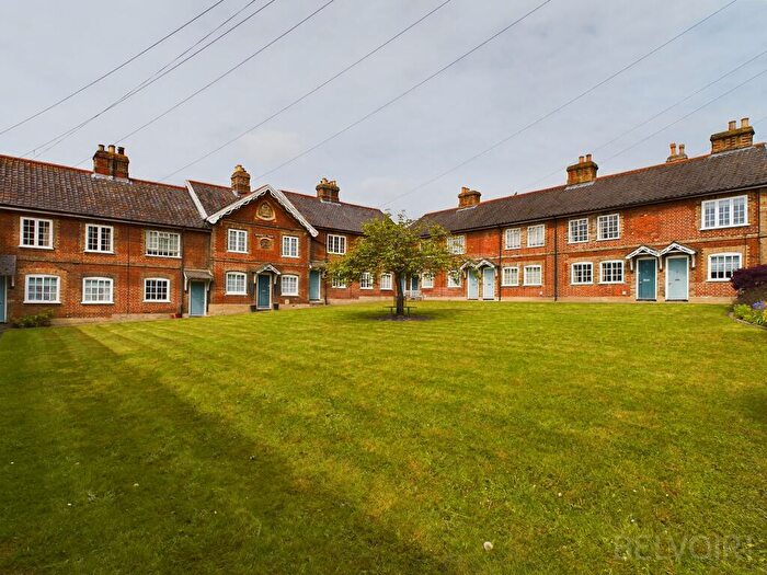 3 Bedroom Terraced House To Rent In Maynewater Square, Bury St Edmunds, IP33