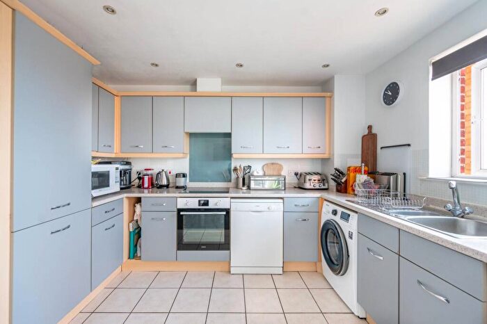2 Bedroom Flat For Sale In Forty Lane, Wembley Park, Wembley, HA9