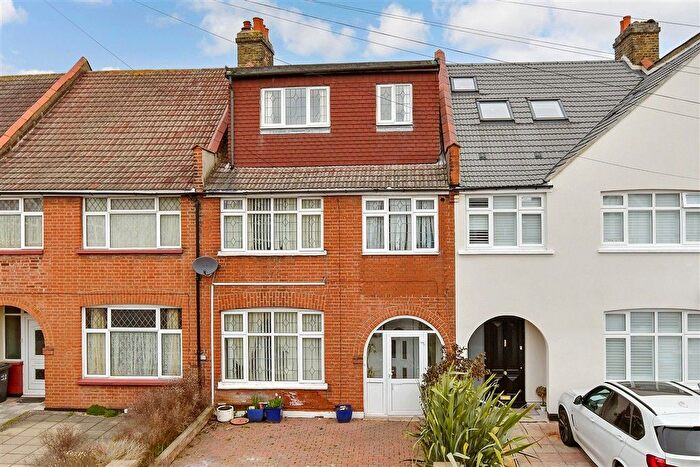 6 Bedroom Terraced House For Sale In Kilmartin Avenue, London, SW16