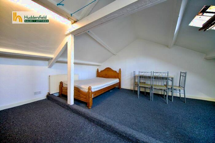 1 Bedroom House Of Multiple Occupation To Rent In Fitzwilliam Street, Huddersfield, HD1