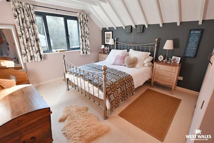 3 Bedroom Terraced House For Sale In St. Brides Road, Little Haven, SA62