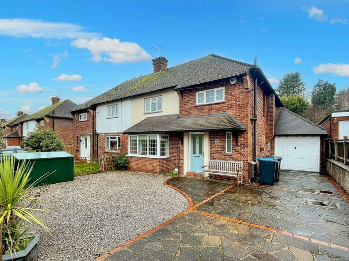 4 Bedroom Semi-Detached House To Rent In Hurstlands, Oxted, RH8