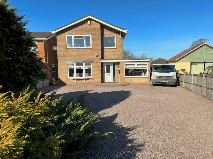 3 Bedroom Detached House For Sale In Station Street, Donington, PE11