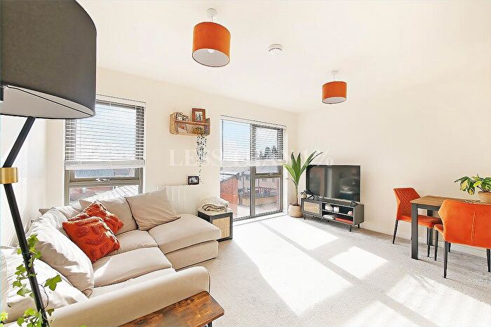 2 Bedroom Flat For Sale In High Street -, NN5