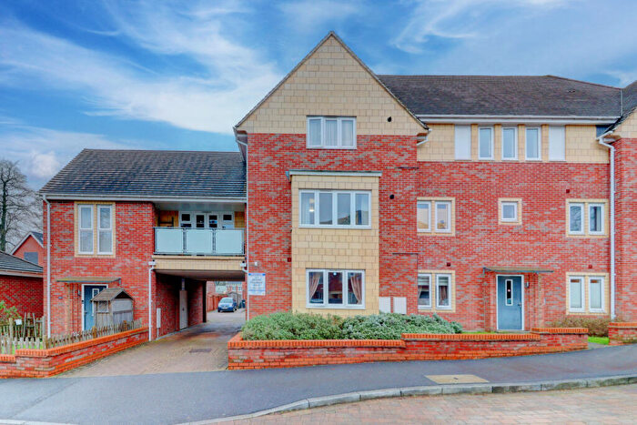 1 Bedroom Apartment For Sale In Trinity Circle, High Wycombe, Buckinghamshire, HP11