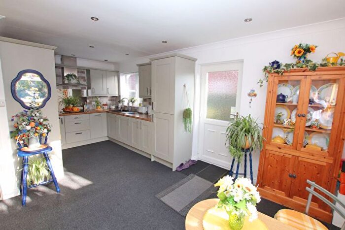 4 Bedroom Detached House For Sale In Newstead Avenue, Holton-Le-Clay, Grimsby, DN36