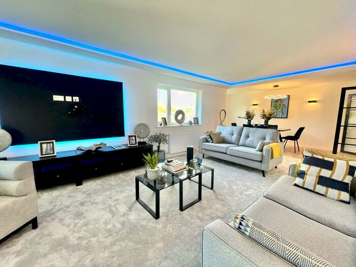 3 Bedroom Apartment To Rent In Avalon, Lilliput, Poole, BH14