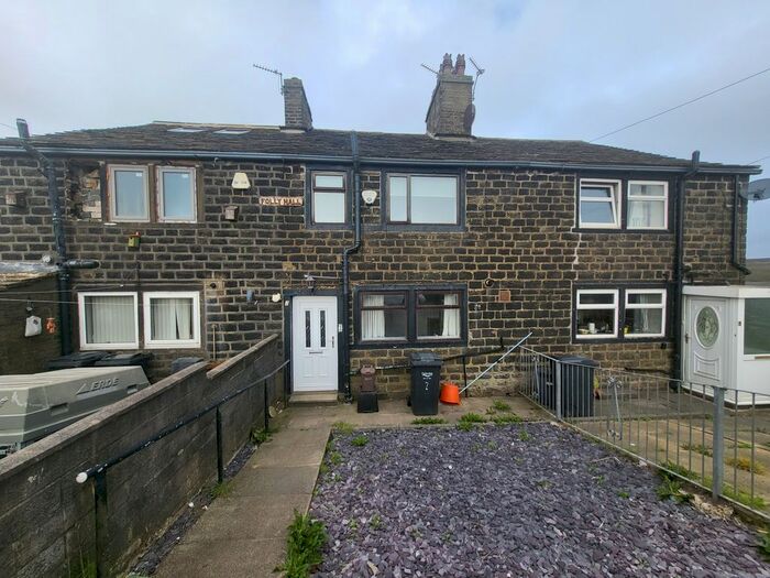 2 Bedroom Cottage To Rent In Wainstalls, Halifax, HX2