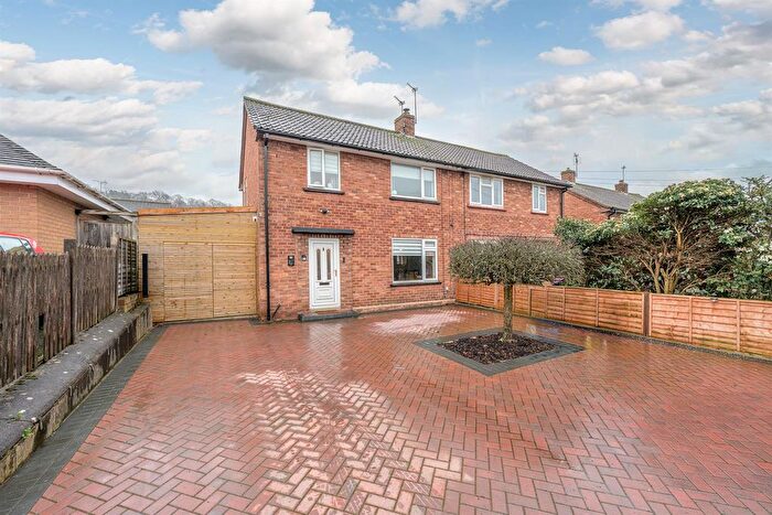 3 Bedroom Semi Detached House For Sale In Lodge Lane, Bridgnorth, WV15
