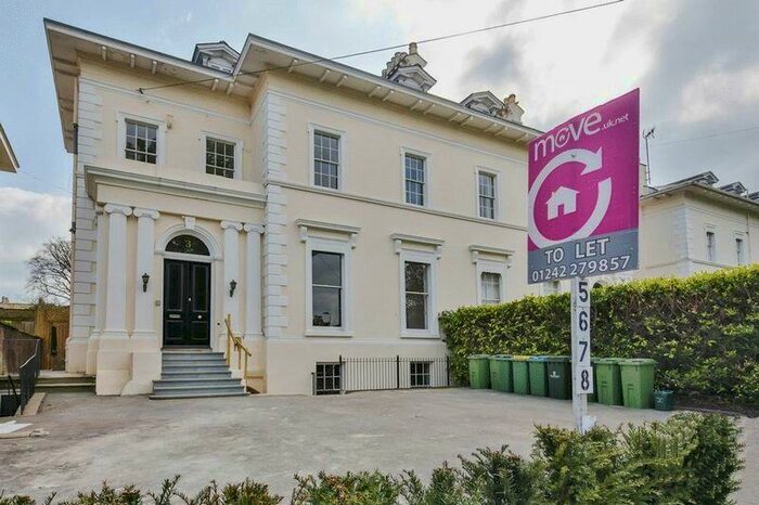 1 Bedroom Apartment To Rent In Douro Road, Cheltenham, GL50