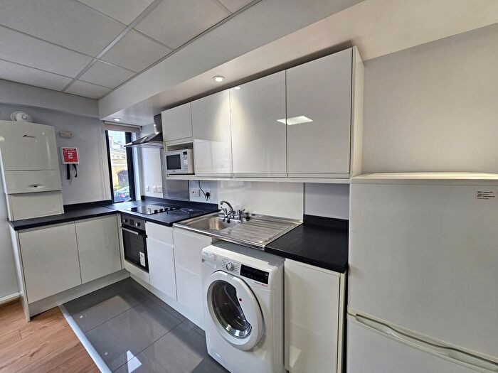 Studio To Rent In London Road, Southampton, SO15