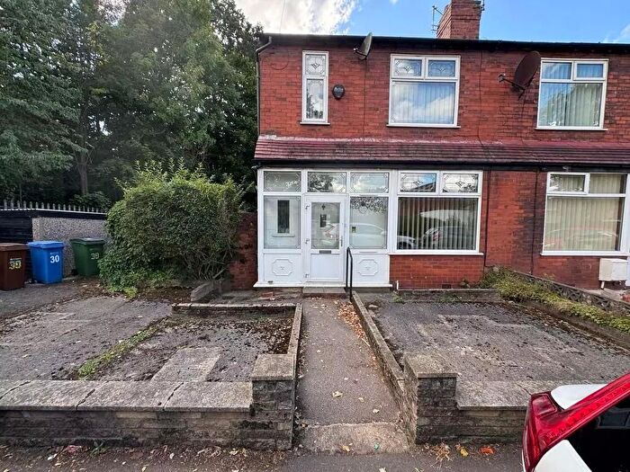 4 Bedroom Terraced House To Rent In Bird Hall Lane, Stockport, SK3
