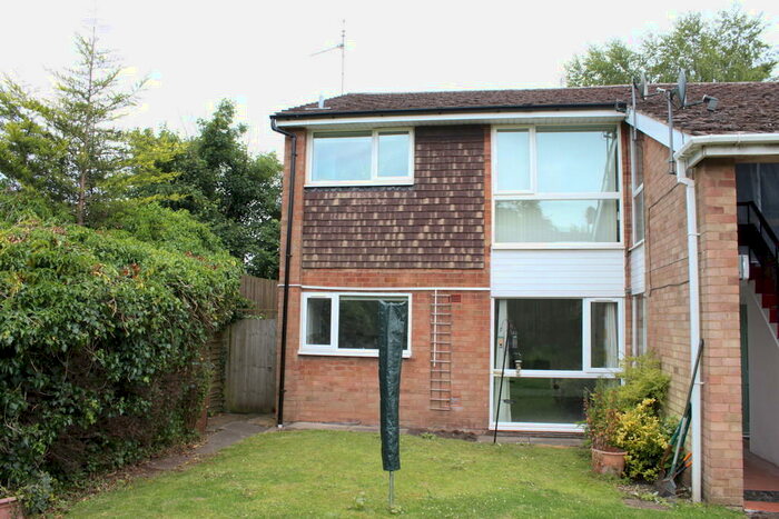 2 Bedroom Apartment To Rent In Maxstoke Close, Meriden, CV7