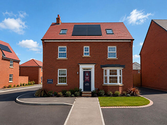 5 Bedroom Detached House For Sale In Ultramarine Close, Ashlawn Gardens, CV22