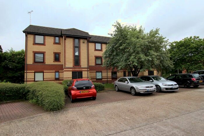 1 Bedroom Apartment To Rent In Finchampstead Road, Wokingham, RG40