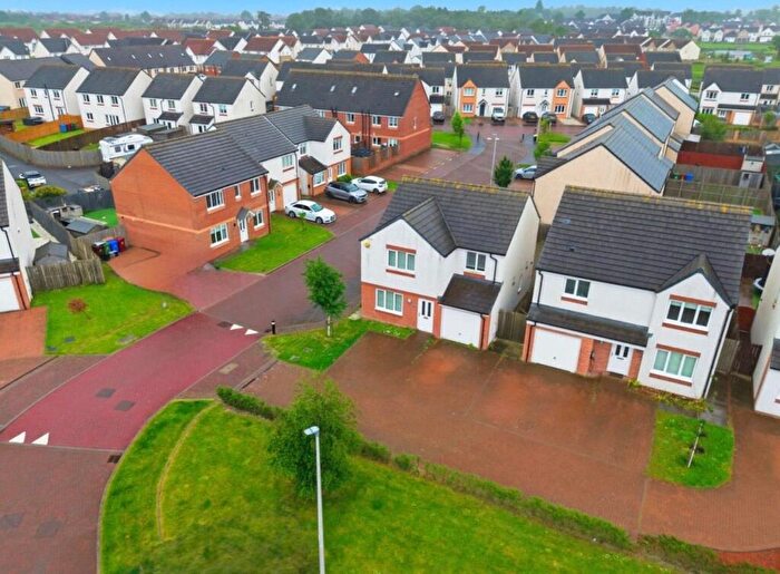 4 Bedroom Detached House For Sale In Kersebrock Place, Falkirk, FK2