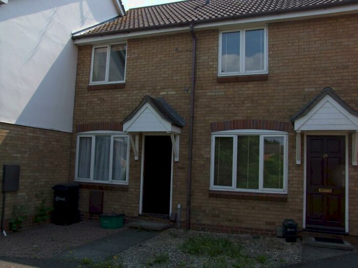 2 Bedroom Terraced House To Rent In Chester Place, Chelmsford, CM1