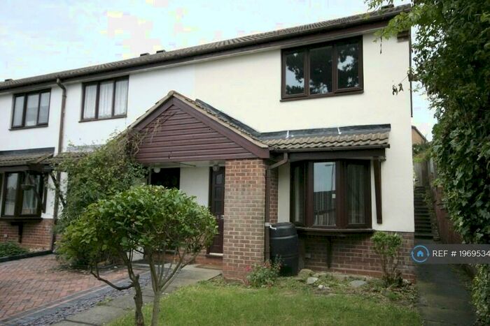 2 Bedroom Terraced House To Rent In Dawsmere Close, Derby, DE21