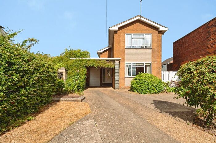 3 Bedroom Detached House For Sale In Brackenborough Road, Louth, LN11
