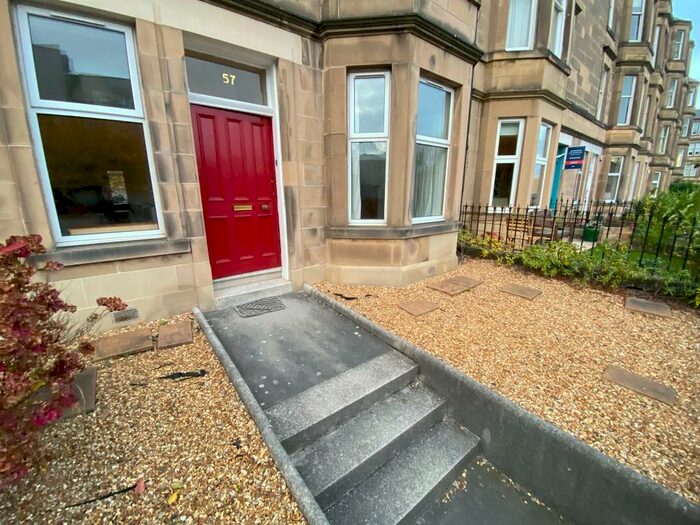 3 Bedroom Flat To Rent In Falcon Road, Morningside, Edinburgh, EH10