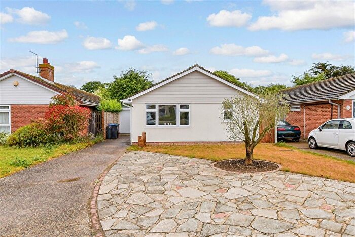 3 Bedroom Detached Bungalow For Sale In St. Michael's Avenue, Margate, Kent, CT9
