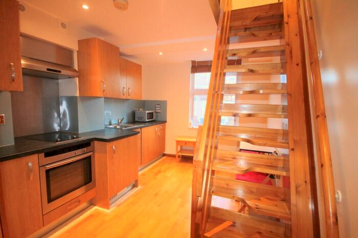 Studio To Rent In Foulden Road, Stoke Newington, N16
