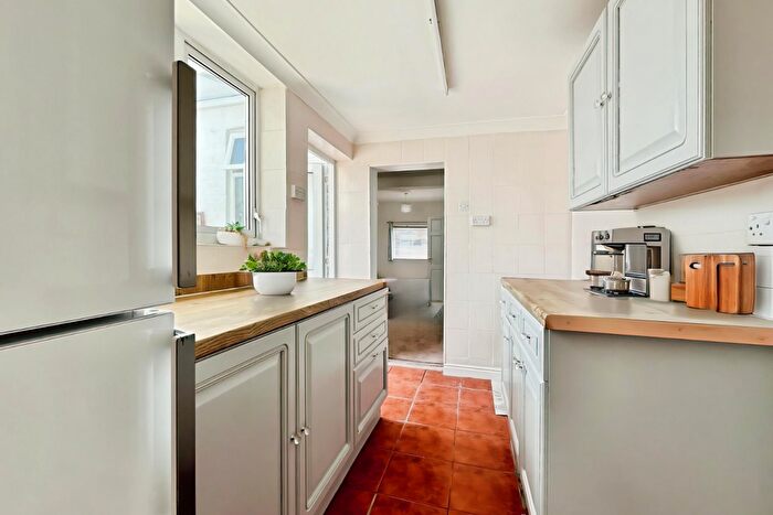 2 Bedroom End Of Terrace House For Sale In Cherry Tree Lane, Beverley, HU17