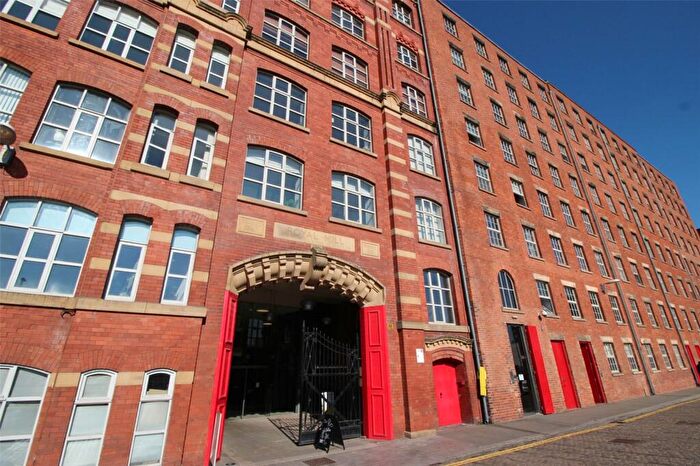1 Bedroom Apartment To Rent In Os Royal Mills, Cotton Street, Manchester City Centre, Greater Manchester, M4