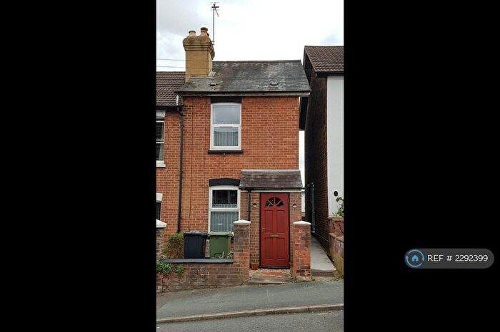 3 Bedroom Semi-Detached House To Rent In Ludlow Road, Guildford, GU2