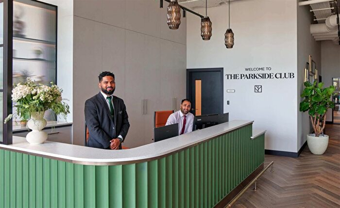 1 Bedroom Flat For Sale In The Green Quarter, Randolph Road, Southall, London, UB1