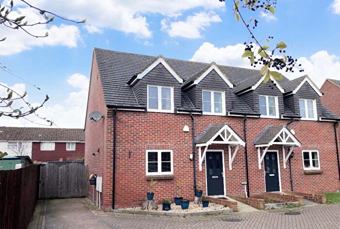 3 Bedroom End Of Terrace House To Rent In Ensbury Gardens, Bournemouth, Dorset, BH10