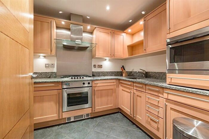 1 Bedroom Flat To Rent In London, SE1