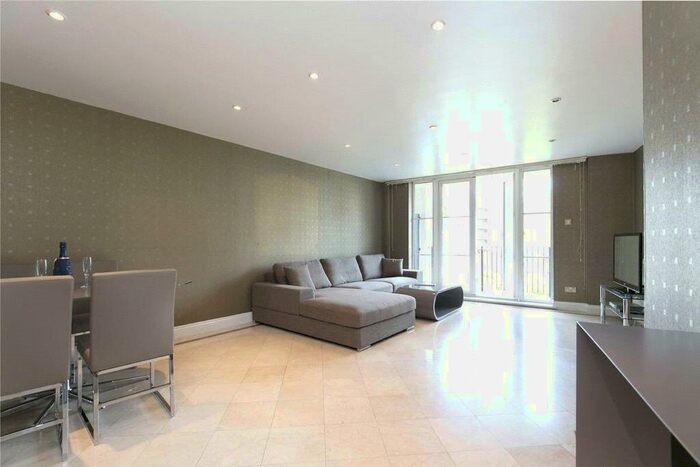 2 Bedroom Apartment To Rent In Palgrave Gardens, Regents Park, London, NW1