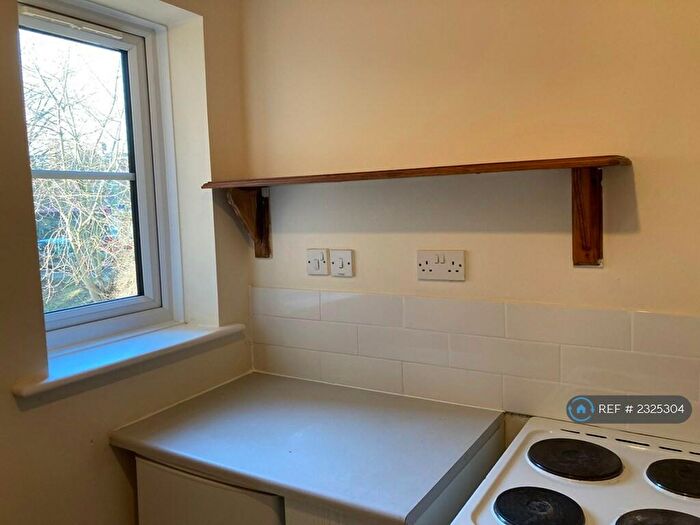 1 Bedroom Flat To Rent In Creighton Road, London, N17